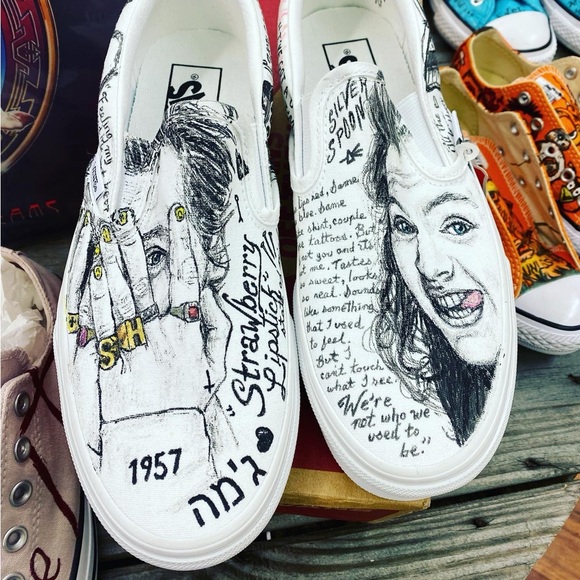 Meet your Posher, Traci - Picture 4 of 16